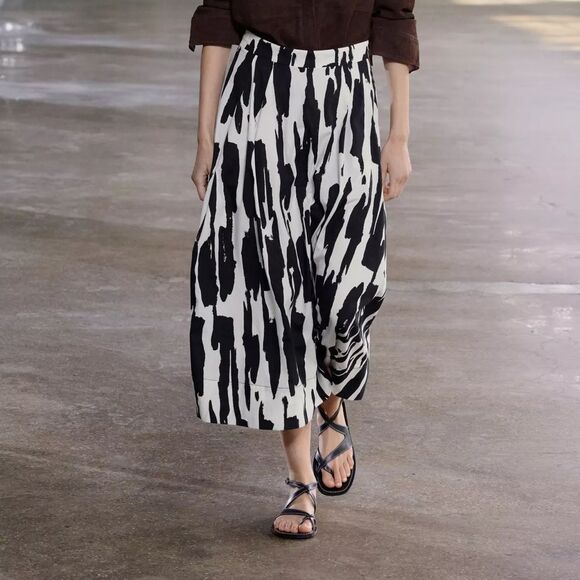 ZARA PRINTED MIDI SKIRT ZW COLLECTION - Picture 8 of 11